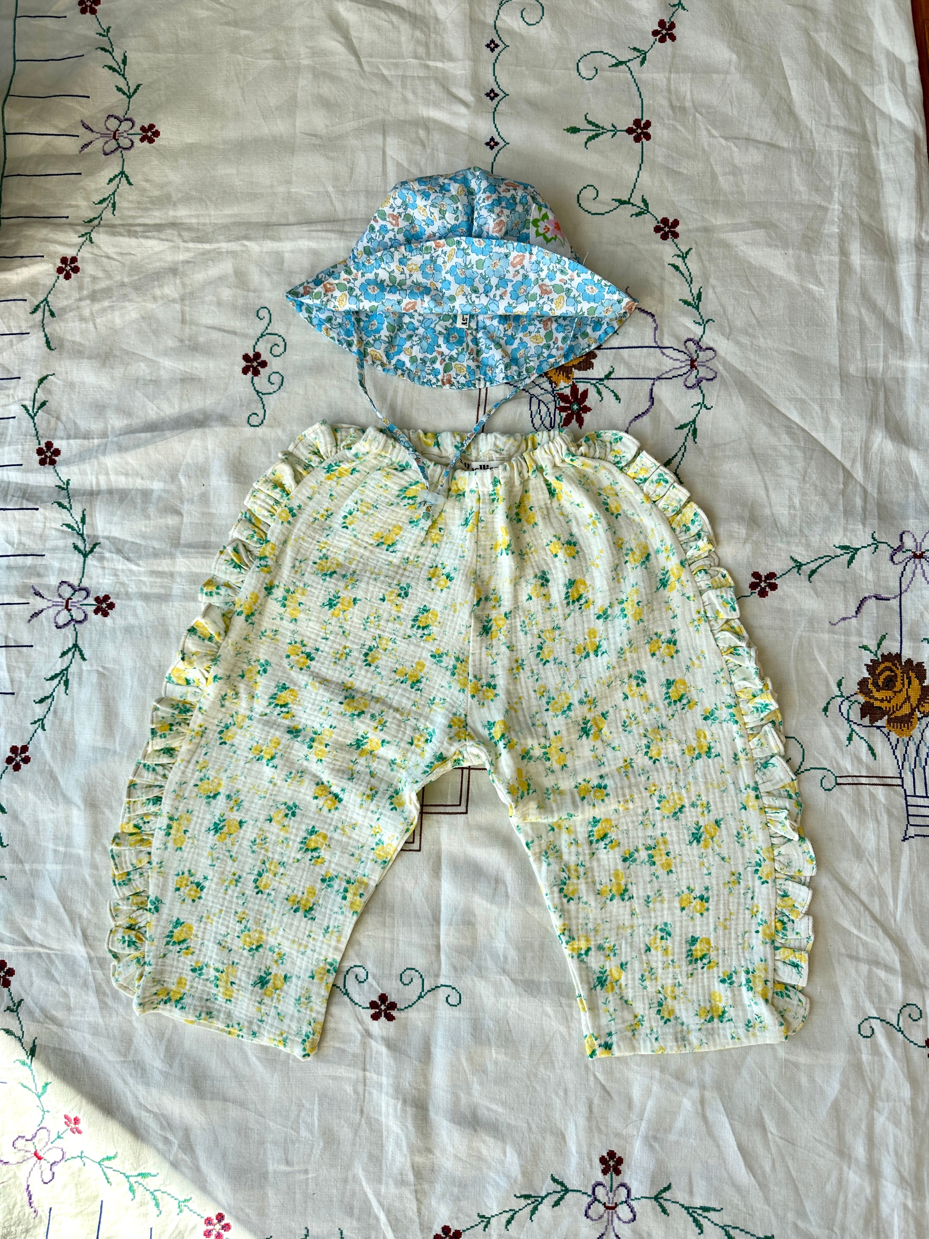 Gojengee Pants- Buttercup Ruffle