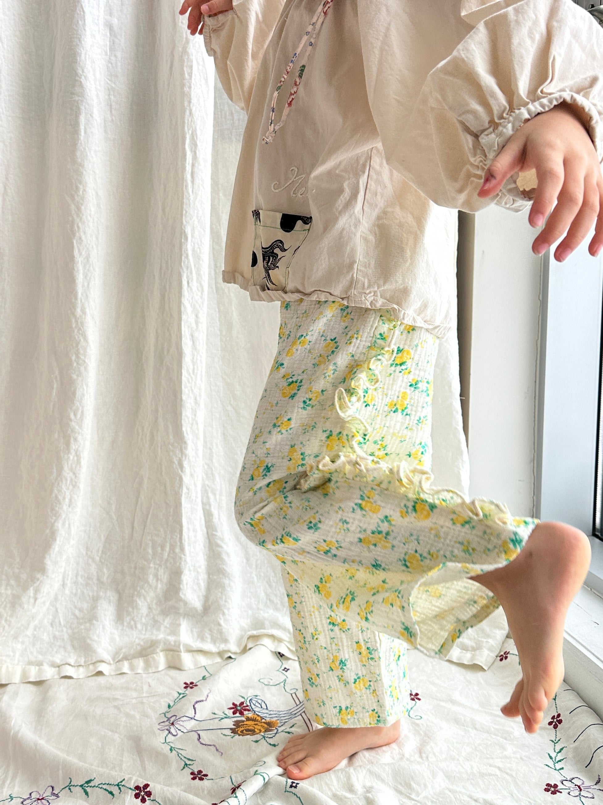 Gojengee Pants- Buttercup Ruffle