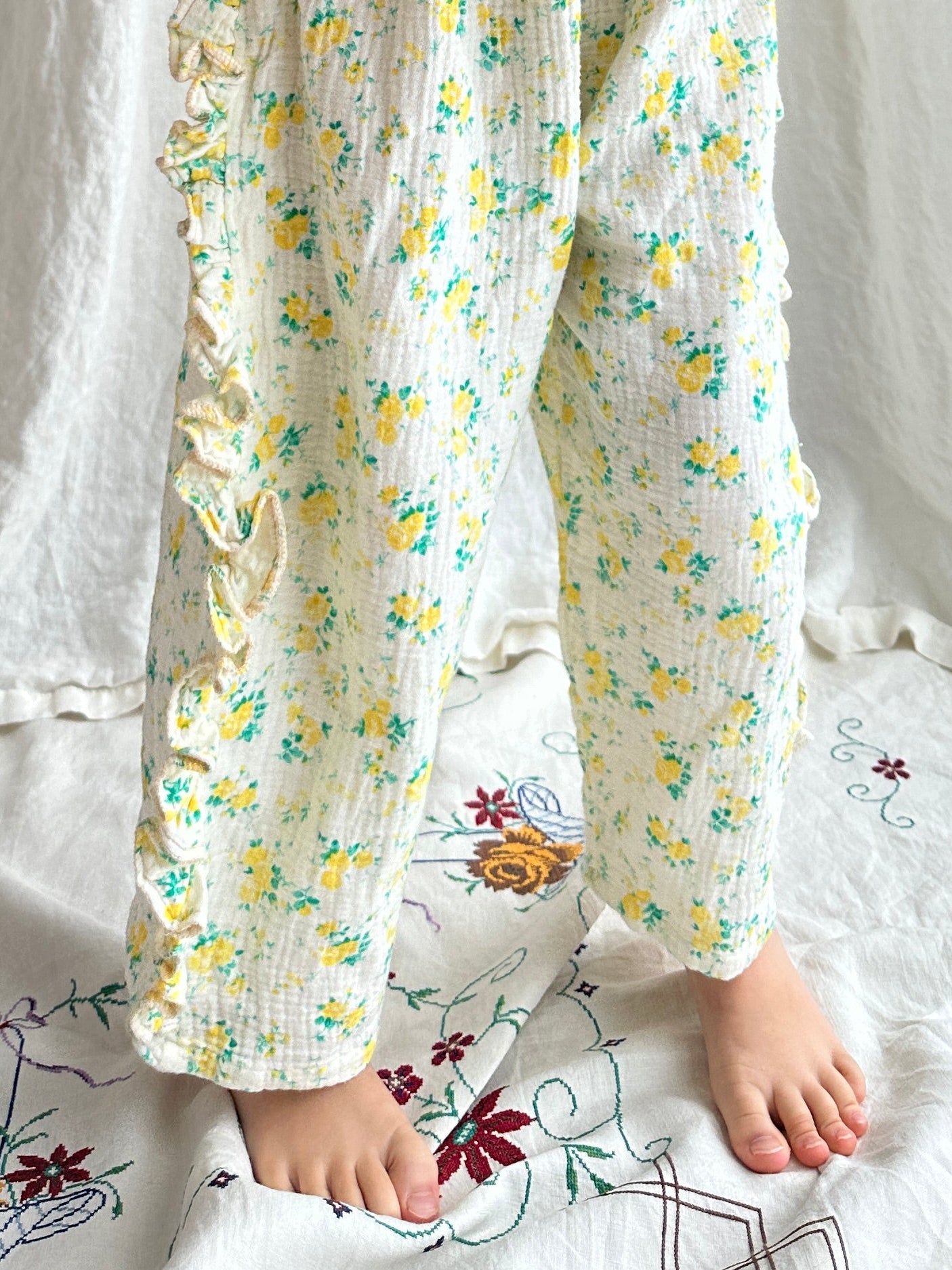 Gojengee Pants- Buttercup Ruffle