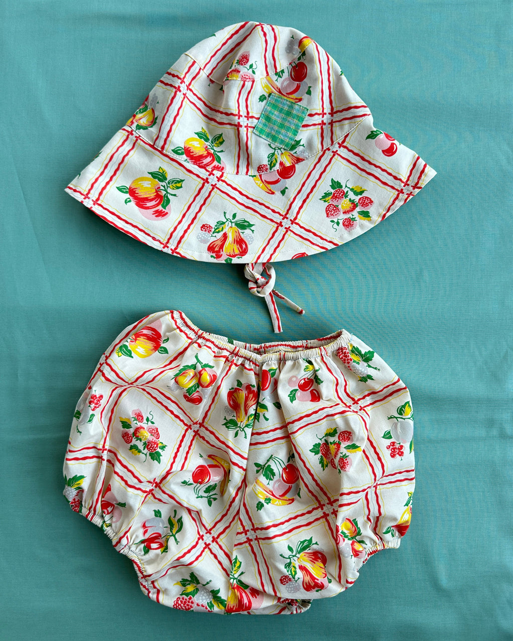BoonYi Hat | Juicy