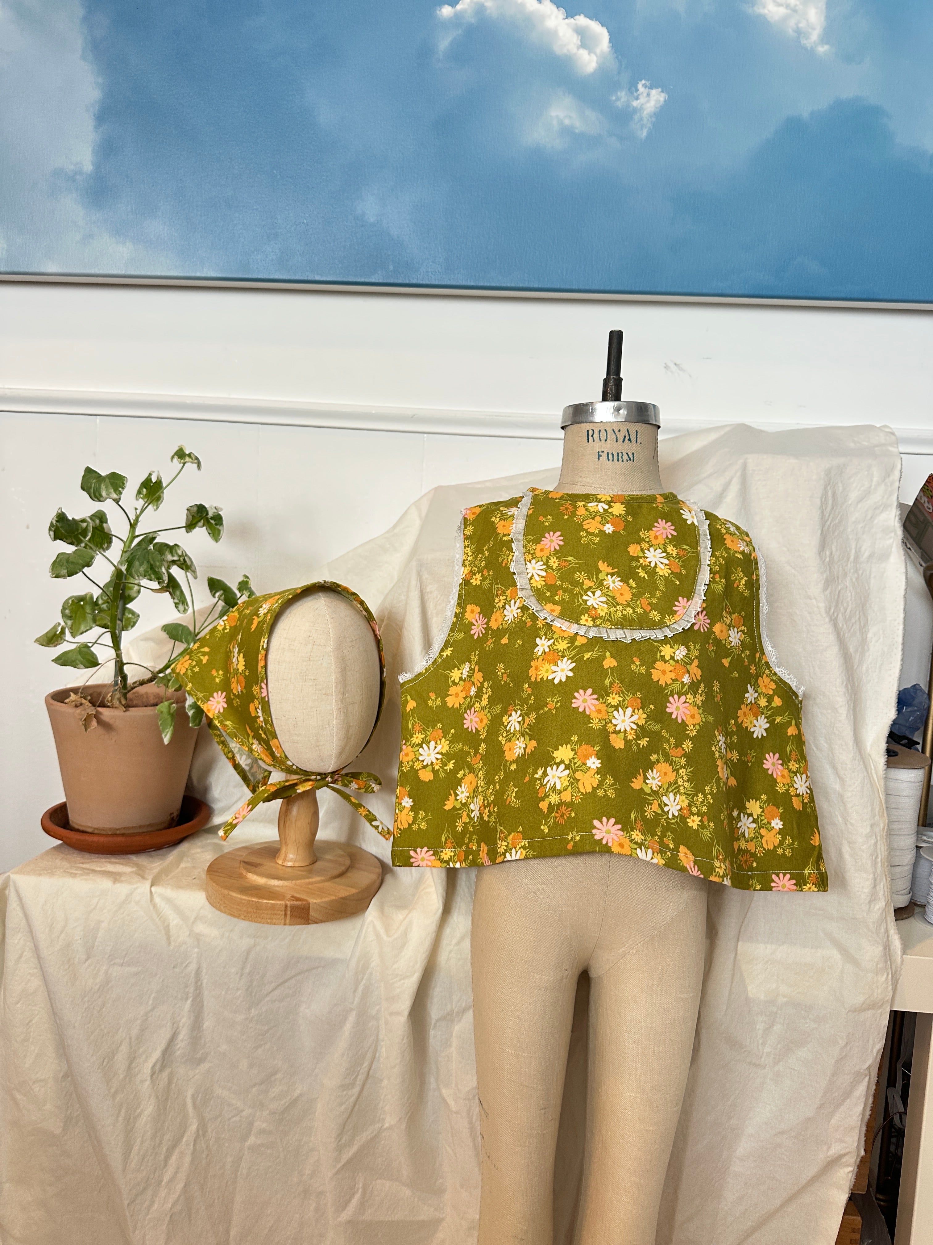 Mal Soon Top | Avocado Bouquet