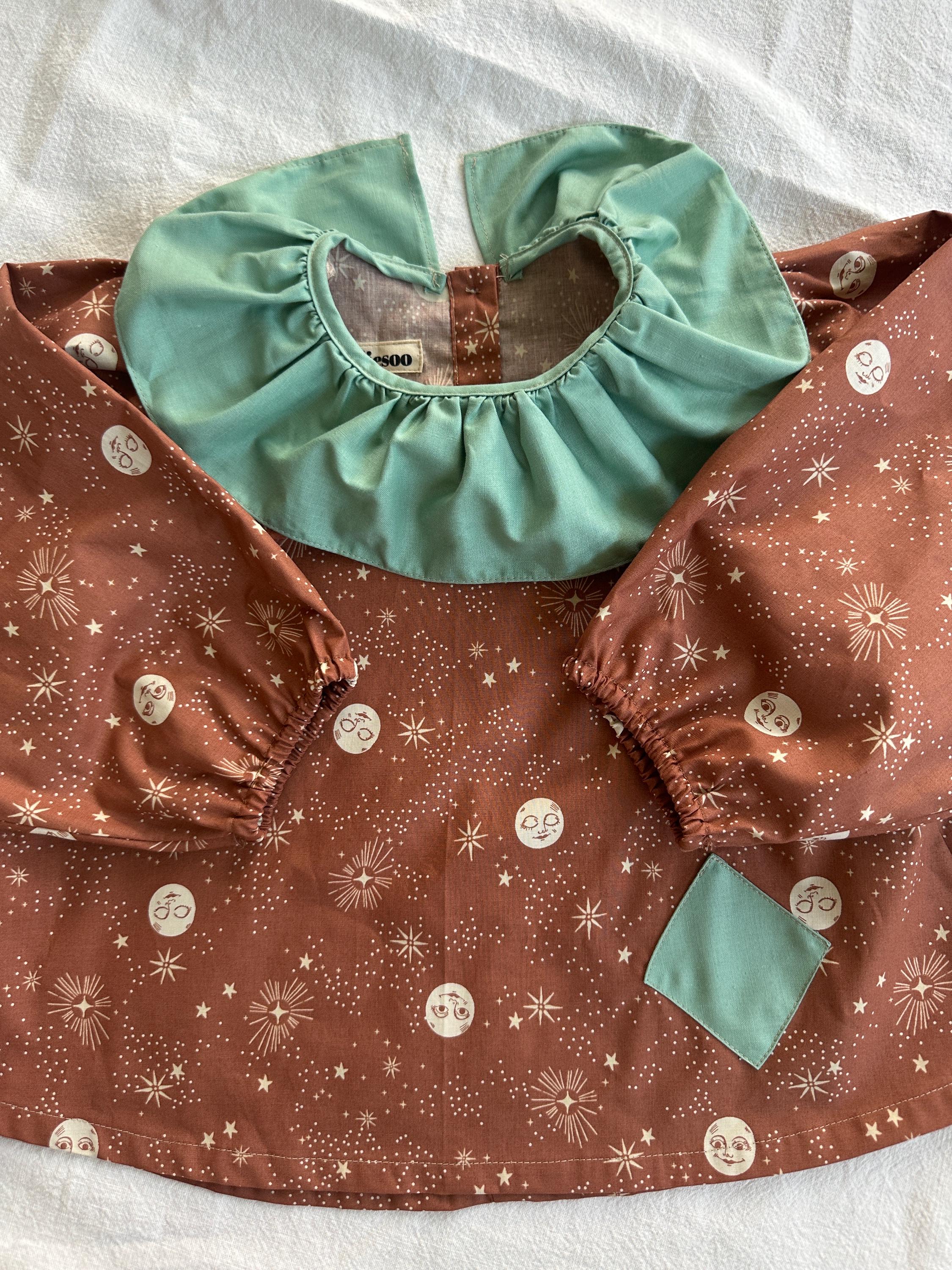 Good Spirit (Terracotta) Blouse: Ruffle Neck, with a diamond Patch (0-7Y)