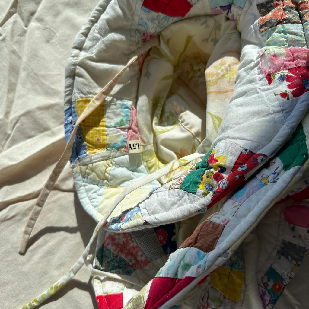 Vintage Quilt Hat – Wedding Ring Quilt