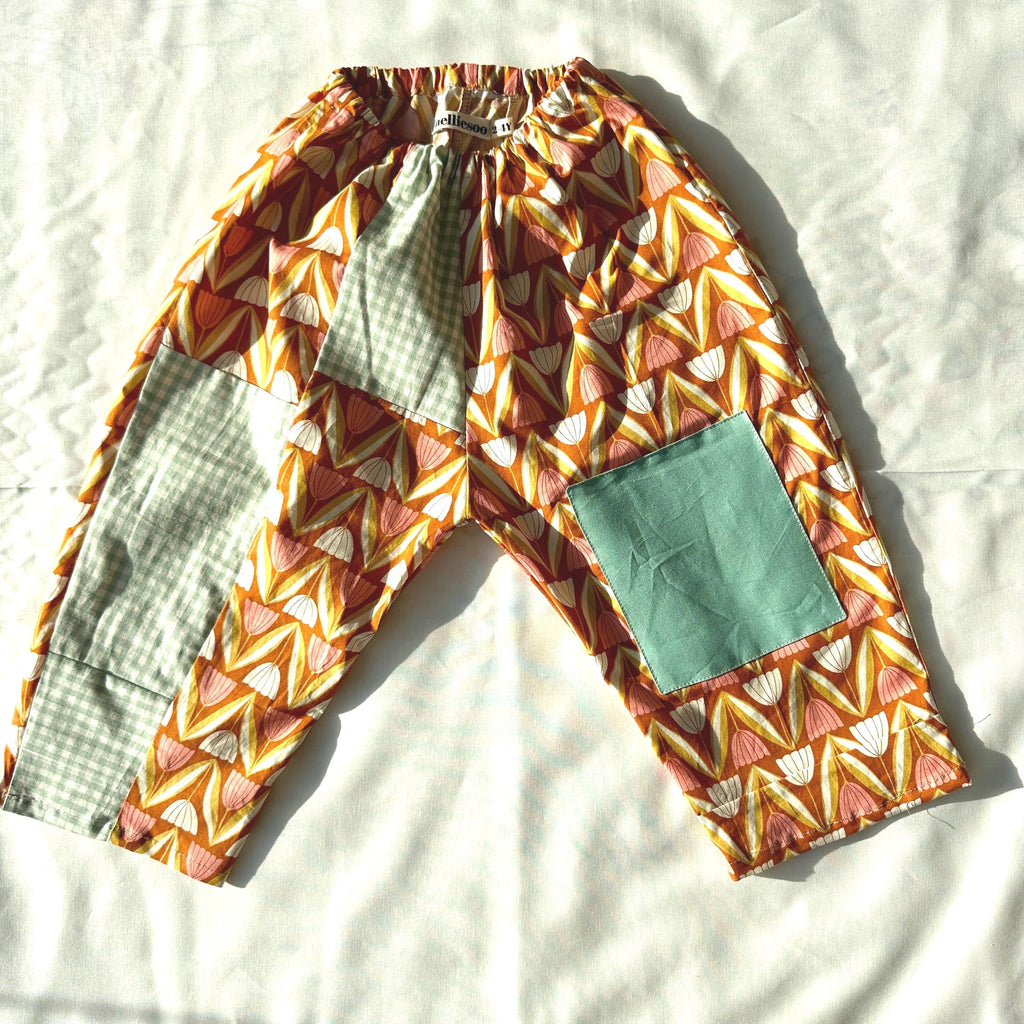 Gojengee Pants: Patchwork Retro Tulip.