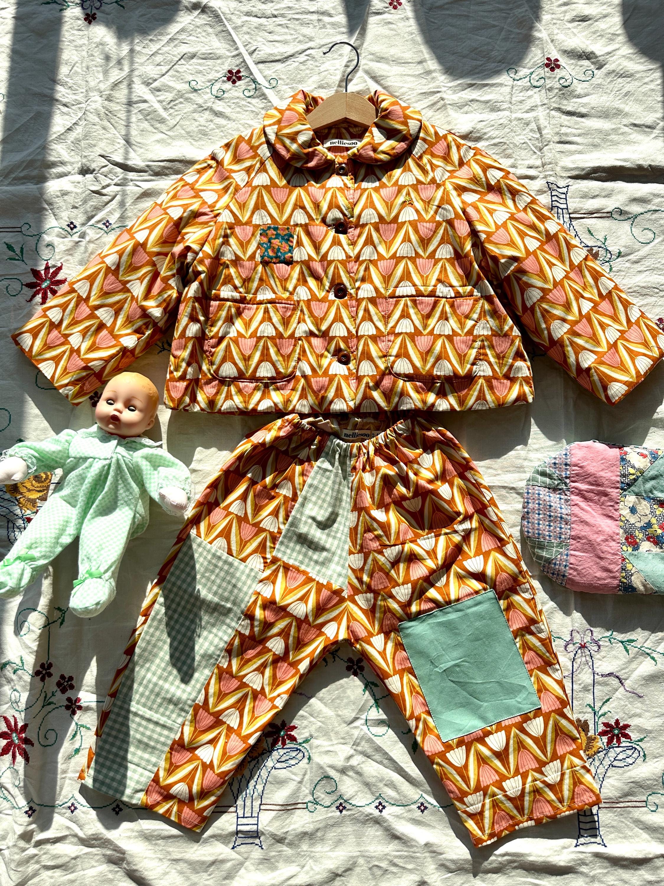 Gojengee Pants: Patchwork Retro Tulip.