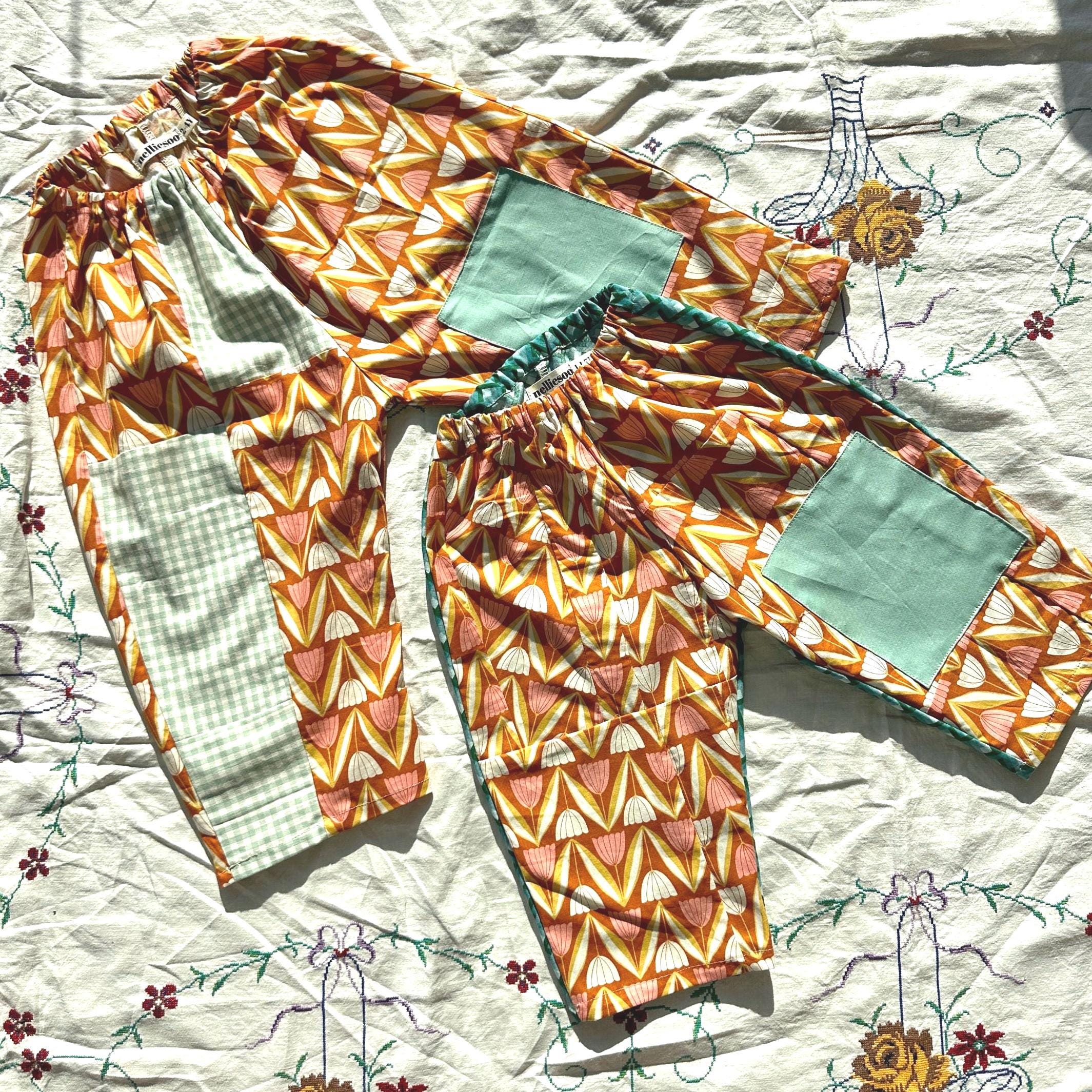 Gojengee Pants: Patchwork Retro Tulip.